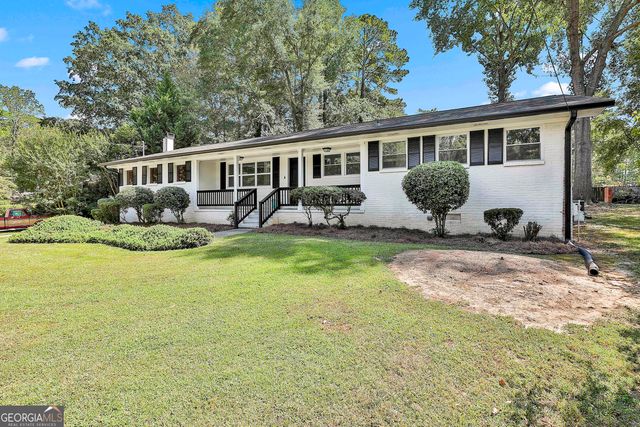 160 Winona Drive, Fayetteville, GA 30214