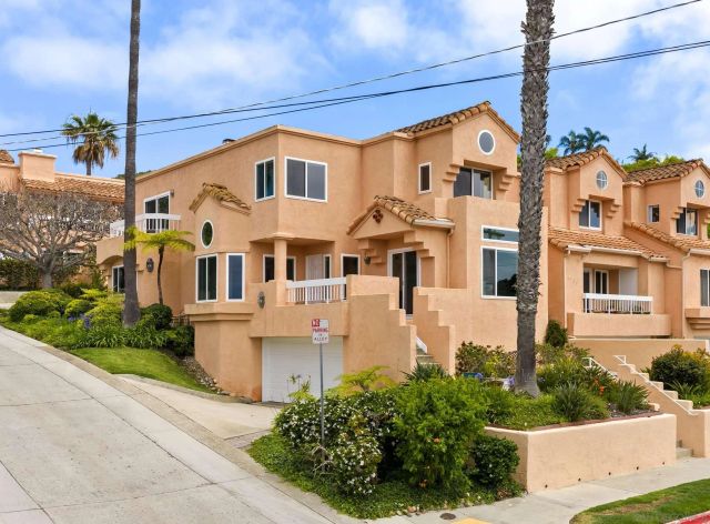 6721 Draper, La Jolla, CA 92037