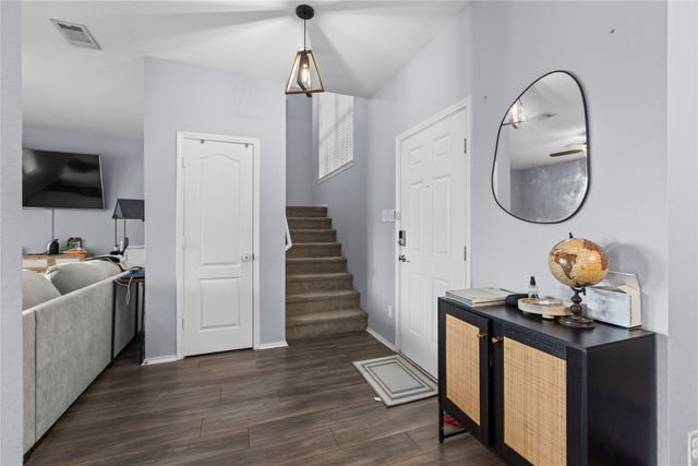 7010 Big Bend Lane, Arlington, TX 76002