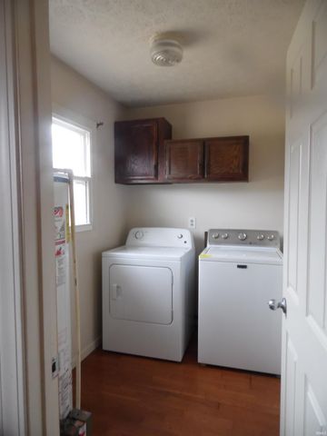 10495 E State Road 8 Road, Knox, IN 46534