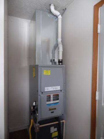 10495 E State Road 8 Road, Knox, IN 46534