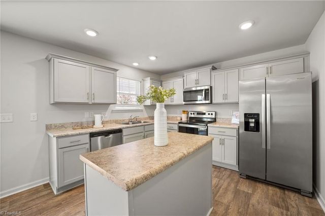 1299 Aurora Glen Drive, Rural Hall, NC 27045