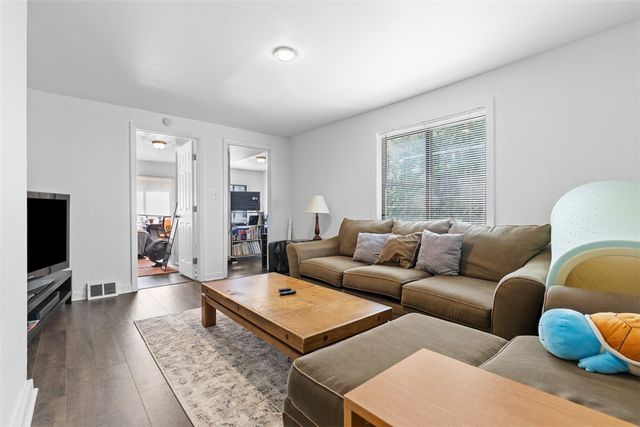 164 S 18th St, South Side, PA 15203