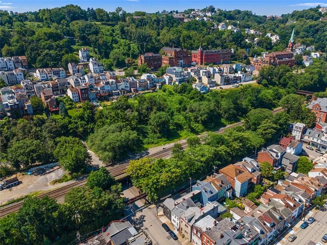 164 S 18th St, South Side, PA 15203