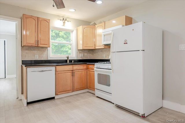 487 5TH Avenue, Cedarhurst, NY 11516