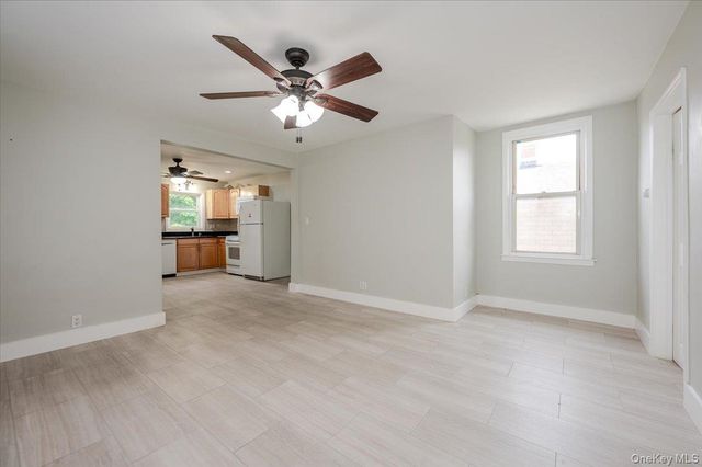 487 5TH Avenue, Cedarhurst, NY 11516