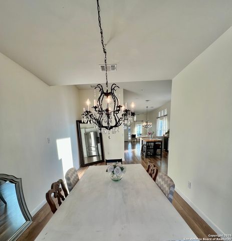 611 Barrett Pl, San Antonio, TX 78225