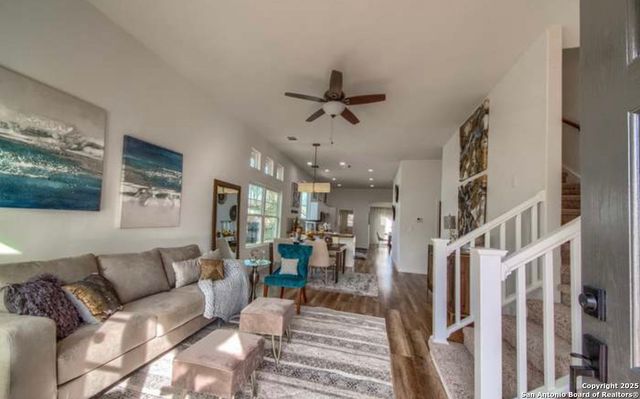 611 Barrett Pl, San Antonio, TX 78225