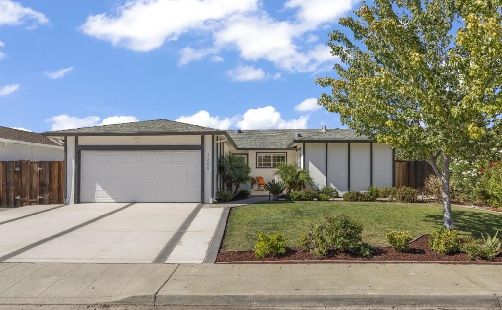 1209 Glacier Drive, Milpitas, CA 95035