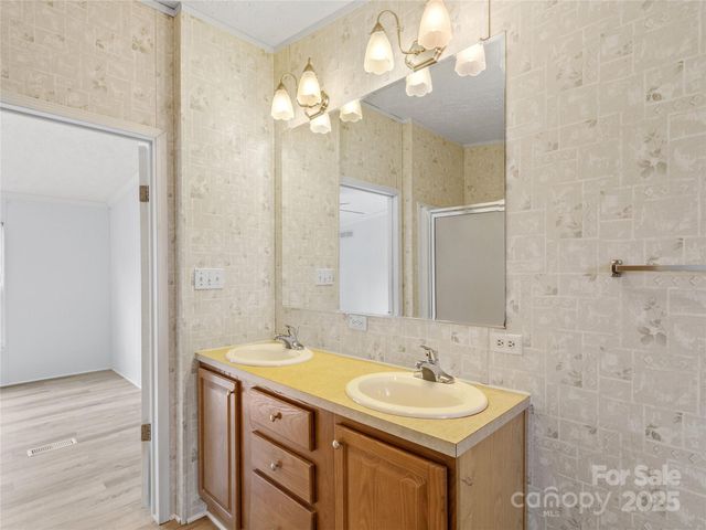 238 Cherry Hollow, Burnsville, NC 28714