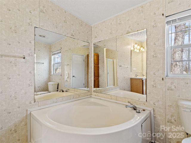 238 Cherry Hollow, Burnsville, NC 28714