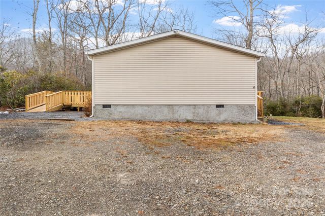 238 Cherry Hollow, Burnsville, NC 28714