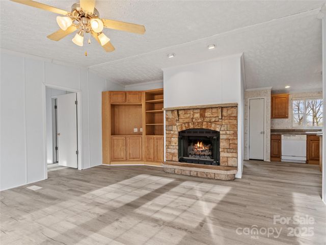 238 Cherry Hollow, Burnsville, NC 28714