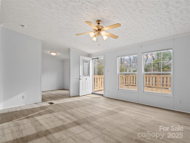 238 Cherry Hollow, Burnsville, NC 28714