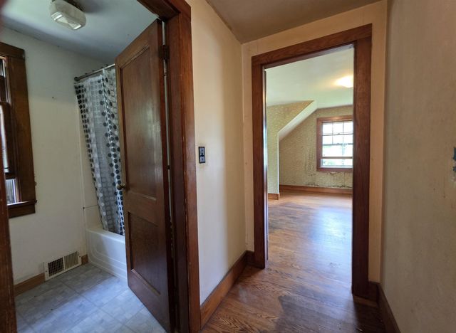 373 Vermont Route 30, Newfane, VT 05345