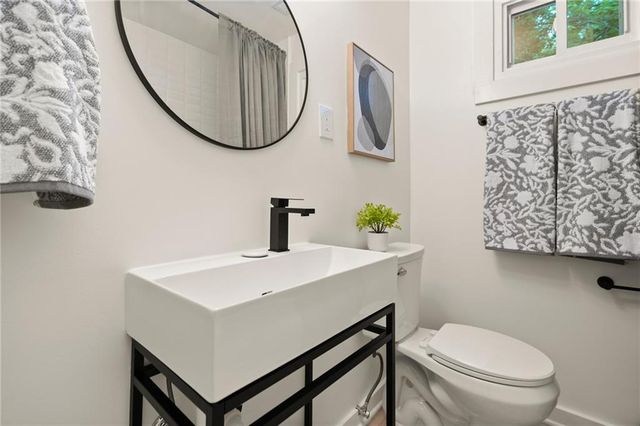 959 Peyton SW Road, Atlanta, GA 30311