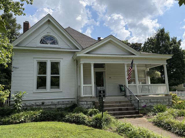 215 4th Ave, S, Franklin, TN 37064