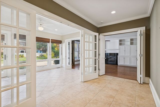 215 4th Ave, S, Franklin, TN 37064