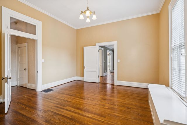 215 4th Ave, S, Franklin, TN 37064