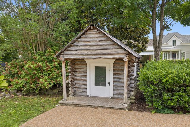 215 4th Ave, S, Franklin, TN 37064
