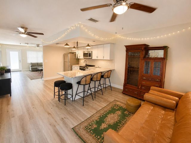 1366 SE 4th Avenue, Deerfield Beach, FL 33441