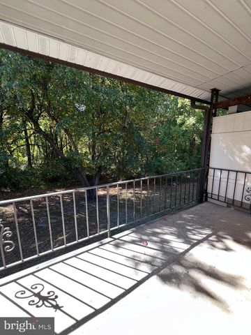 511 GARNET DR, Burlington Township, NJ 08016