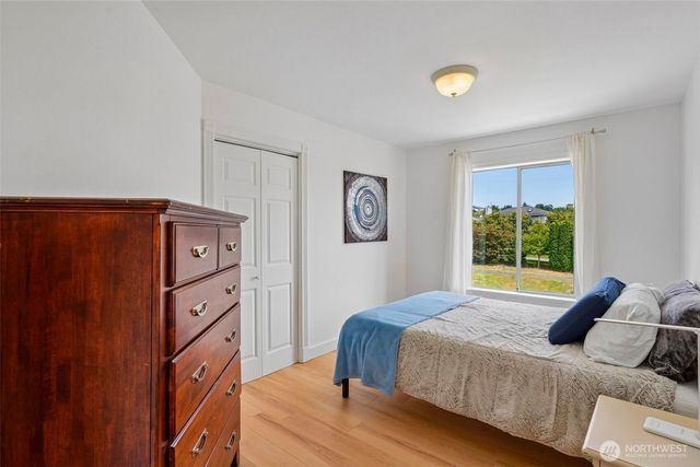 4608 Browns Point Boulevard, Tacoma, WA 98422