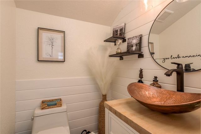 11722 CURRIE LANE D1, Largo, FL 33774