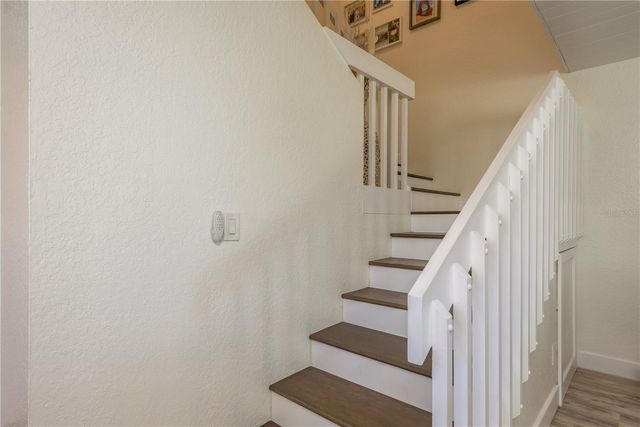 11722 CURRIE LANE D1, Largo, FL 33774