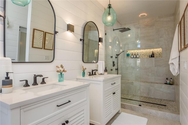 11722 CURRIE LANE D1, Largo, FL 33774