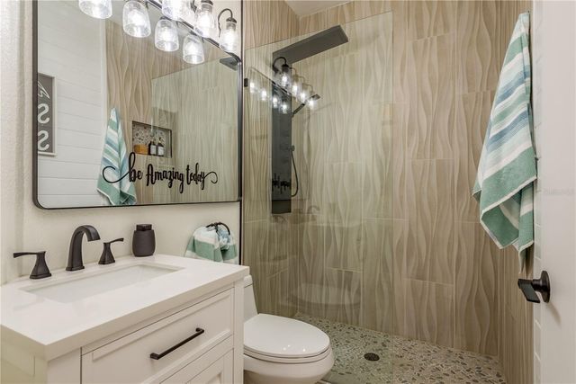 11722 CURRIE LANE D1, Largo, FL 33774