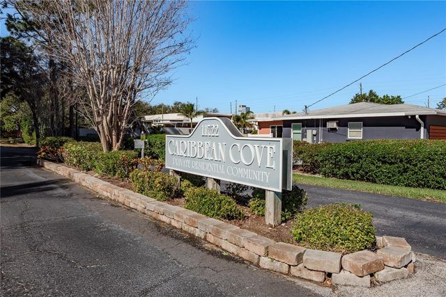 11722 CURRIE LANE D1, Largo, FL 33774