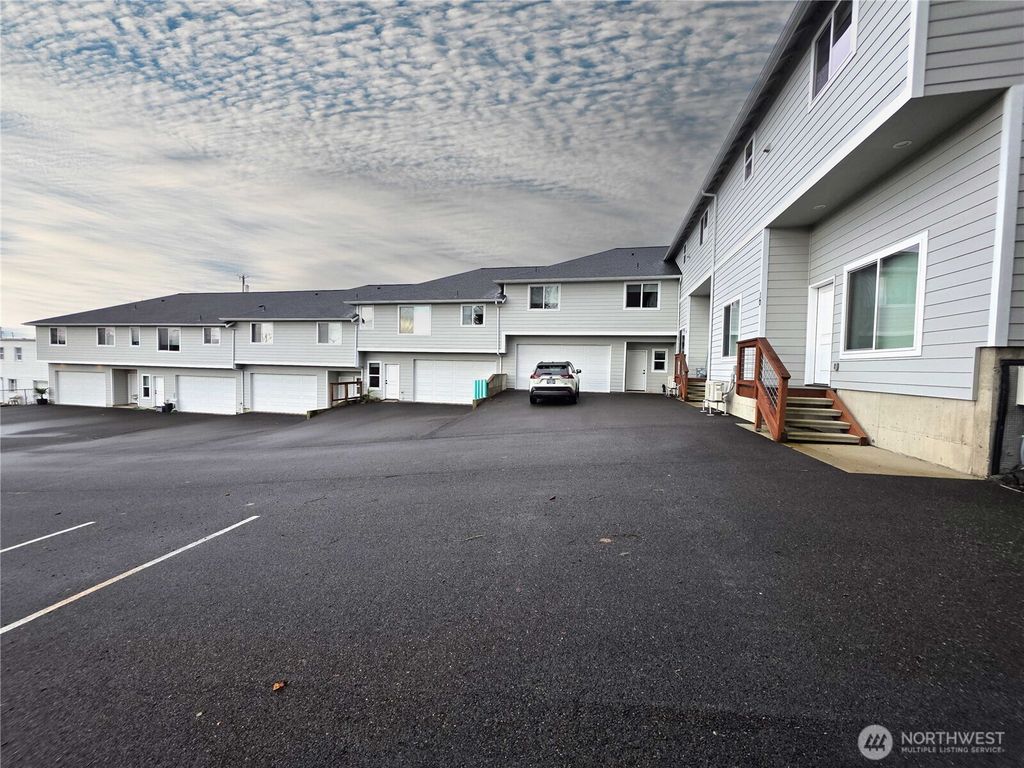 303 E Broadway Avenue, Montesano, WA 98563