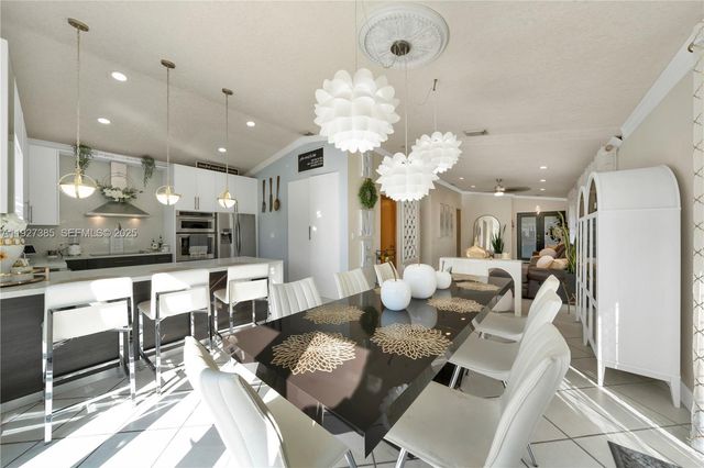 14666 SW 113th St, Miami, FL 33186