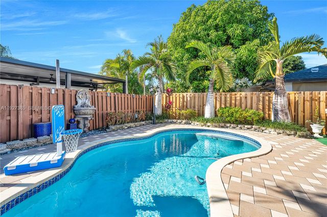 14666 SW 113th St, Miami, FL 33186