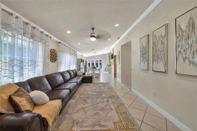 14666 SW 113th St, Miami, FL 33186