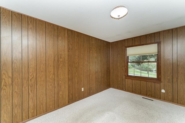 1728 8th Street SW, Rochester, MN 55902