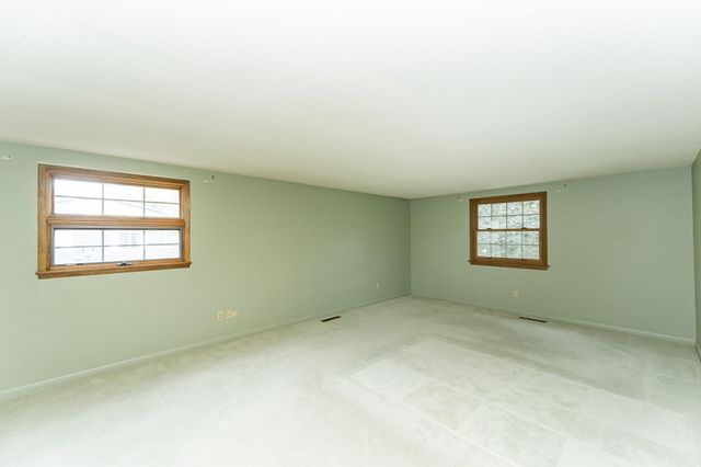 1728 8th Street SW, Rochester, MN 55902