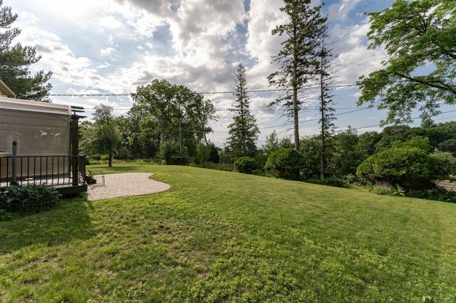 1728 8th Street SW, Rochester, MN 55902