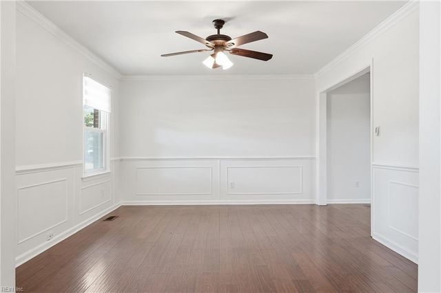 34 Little Florida RD, Poquoson, VA 23662