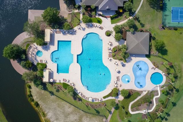 2019 Wood Stork Dr., Conway, SC 29526