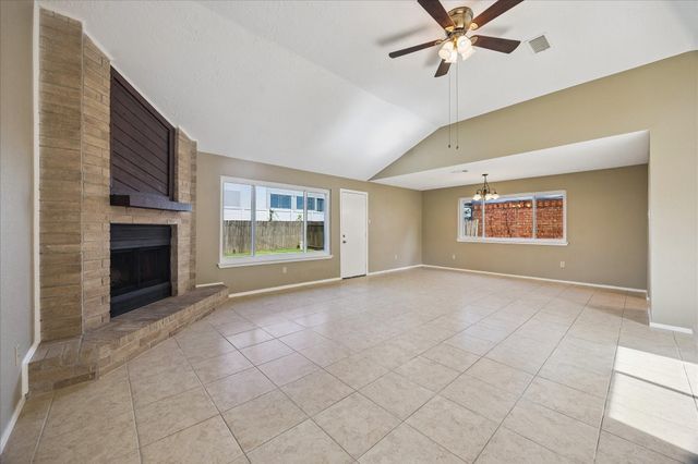 16819 Quail Crest Court, Houston, TX 77489