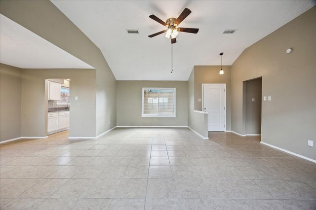 16819 Quail Crest Court, Houston, TX 77489