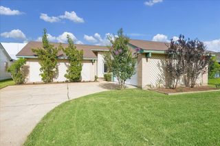 16819 Quail Crest Court, Houston, TX 77489