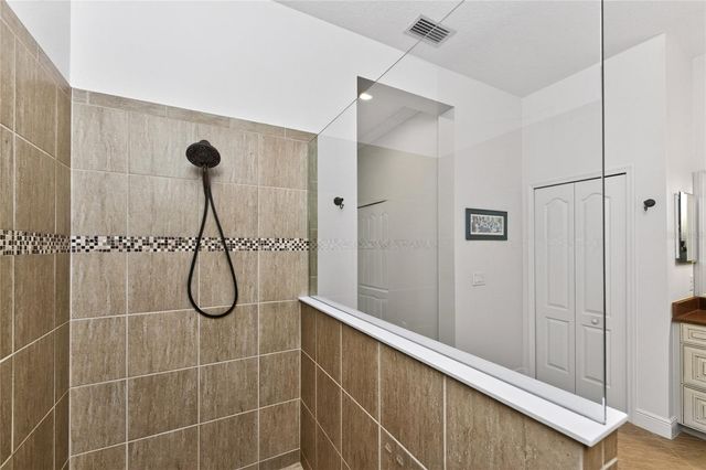 27400 HOLE IN ONE PLACE, Englewood, FL 34223