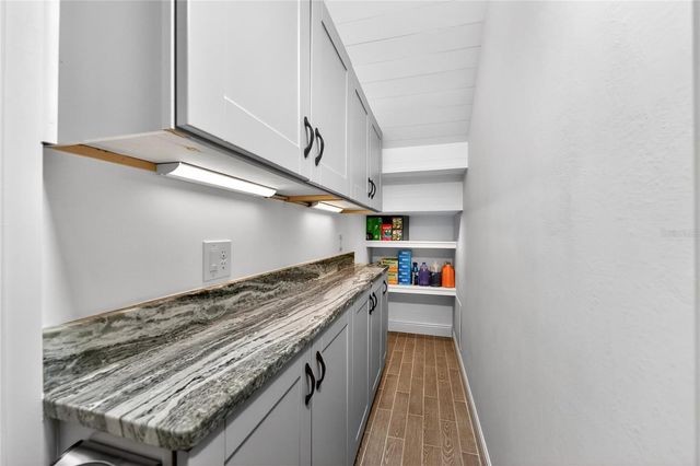 27400 HOLE IN ONE PLACE, Englewood, FL 34223