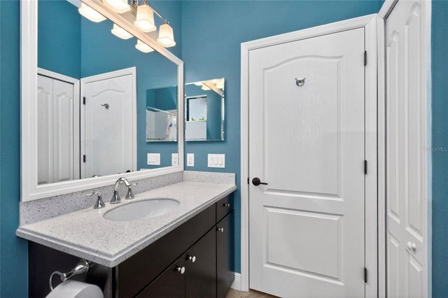 27400 HOLE IN ONE PLACE, Englewood, FL 34223