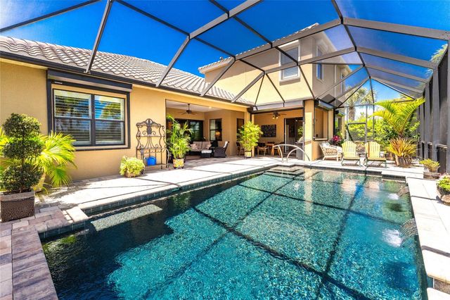 27400 HOLE IN ONE PLACE, Englewood, FL 34223