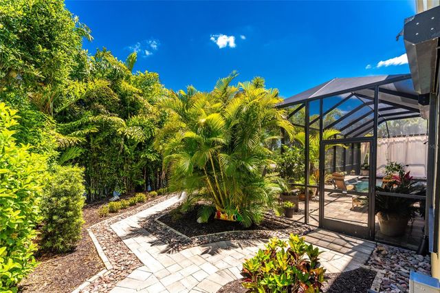 27400 HOLE IN ONE PLACE, Englewood, FL 34223