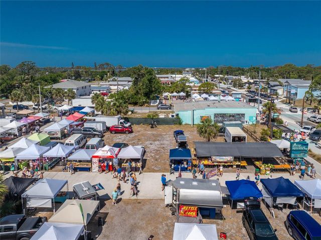 27400 HOLE IN ONE PLACE, Englewood, FL 34223